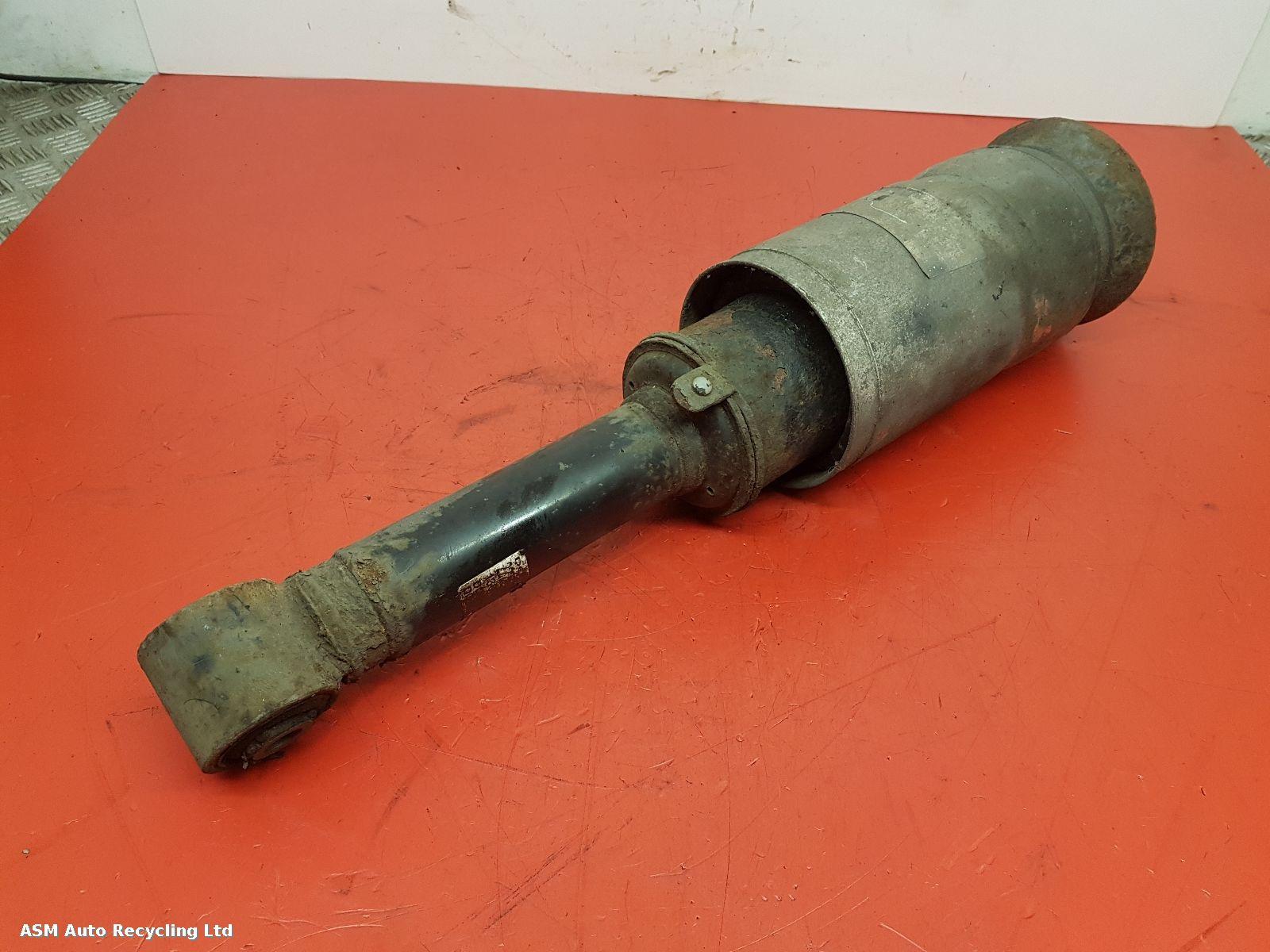 View Auto part LF Strut Land Rover Range Rover 2005