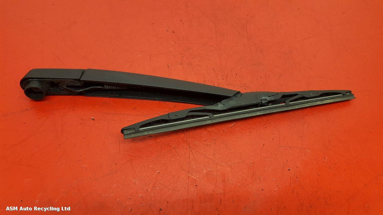 View Auto part Wiper Arm Kia Venga 2010