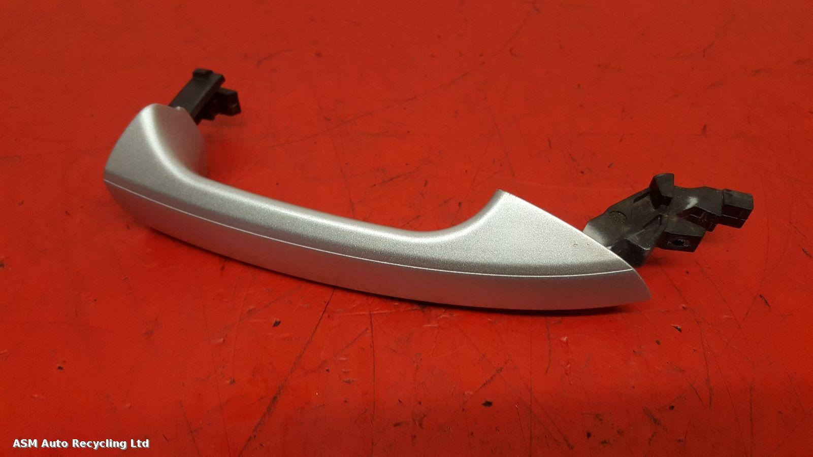 View Auto part Door Handle Mercedes C Class 2012