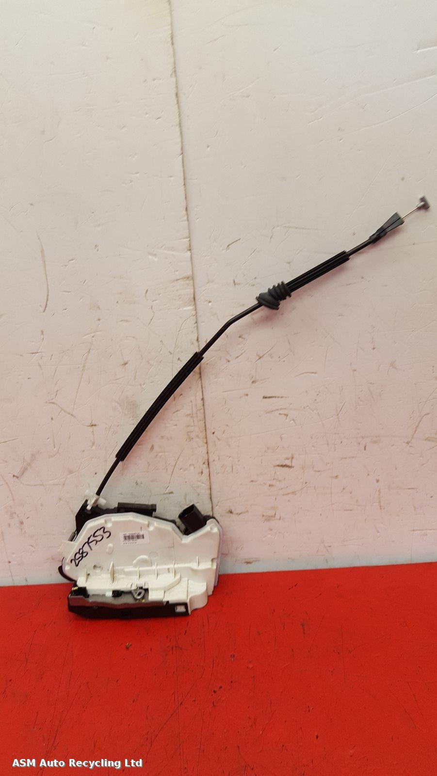 View Auto part Door Lock Assembly Skoda Superb 2013