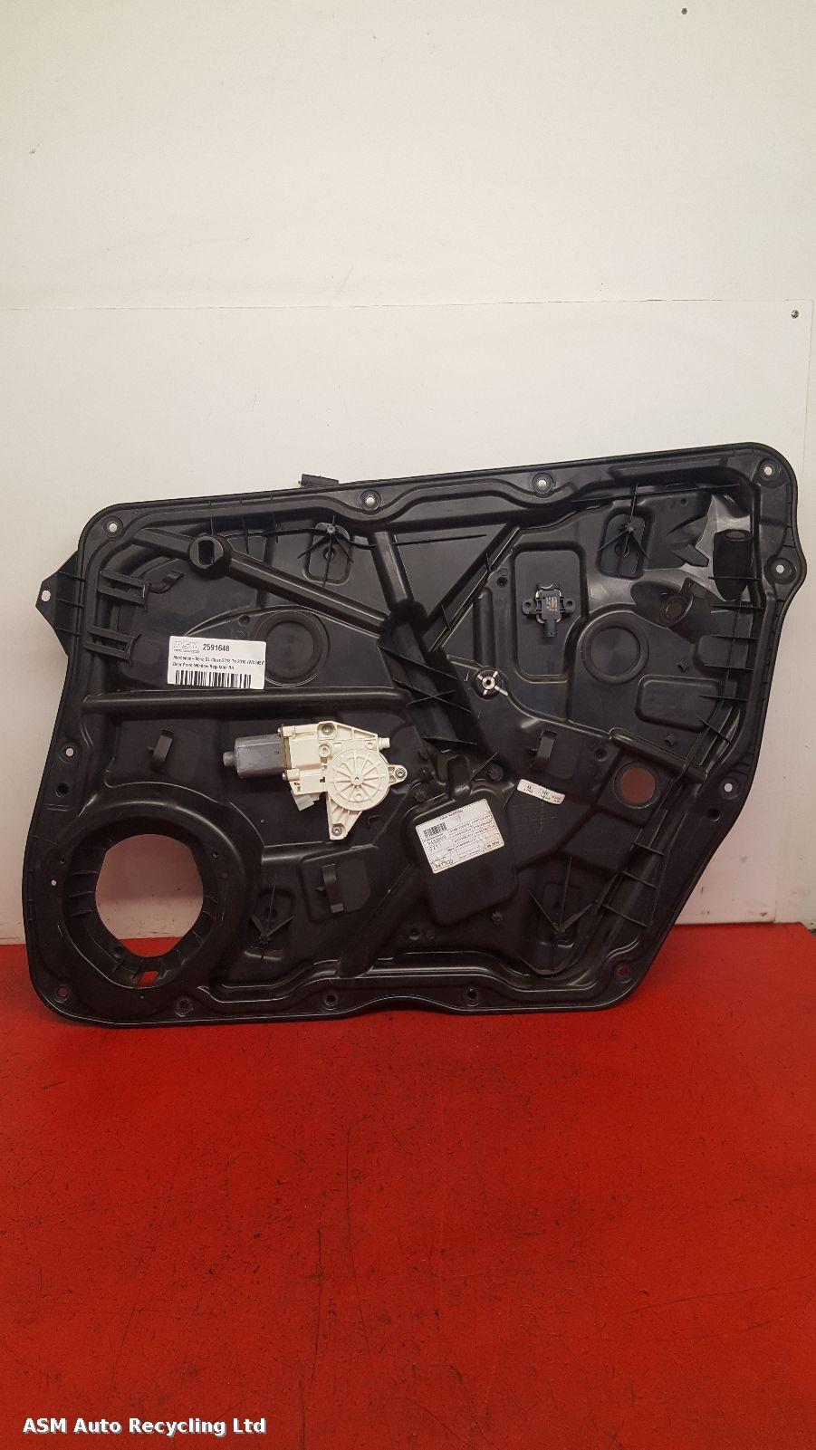 View Auto part RF Window Regulator Mercedes Gl Class 2014