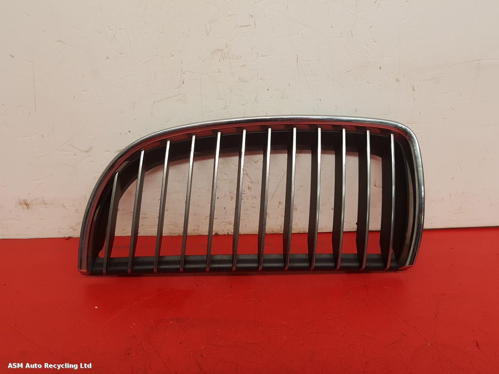 View Auto part Grille Bmw 3 Series 2005