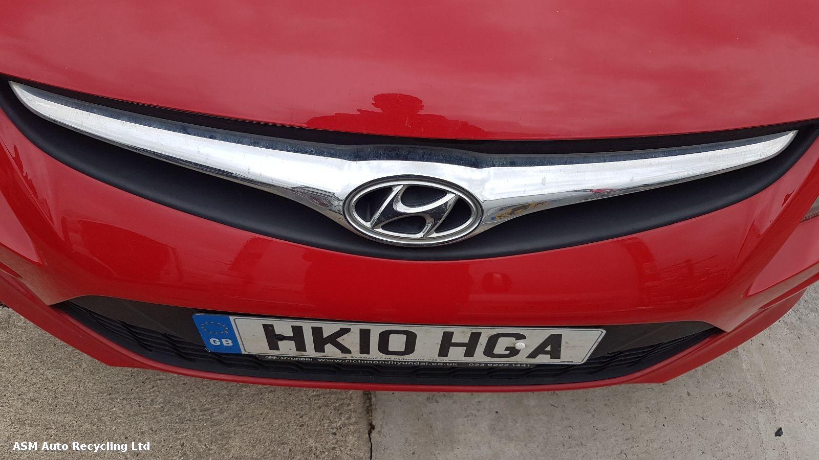 View Auto part Grille Hyundai I30 2010