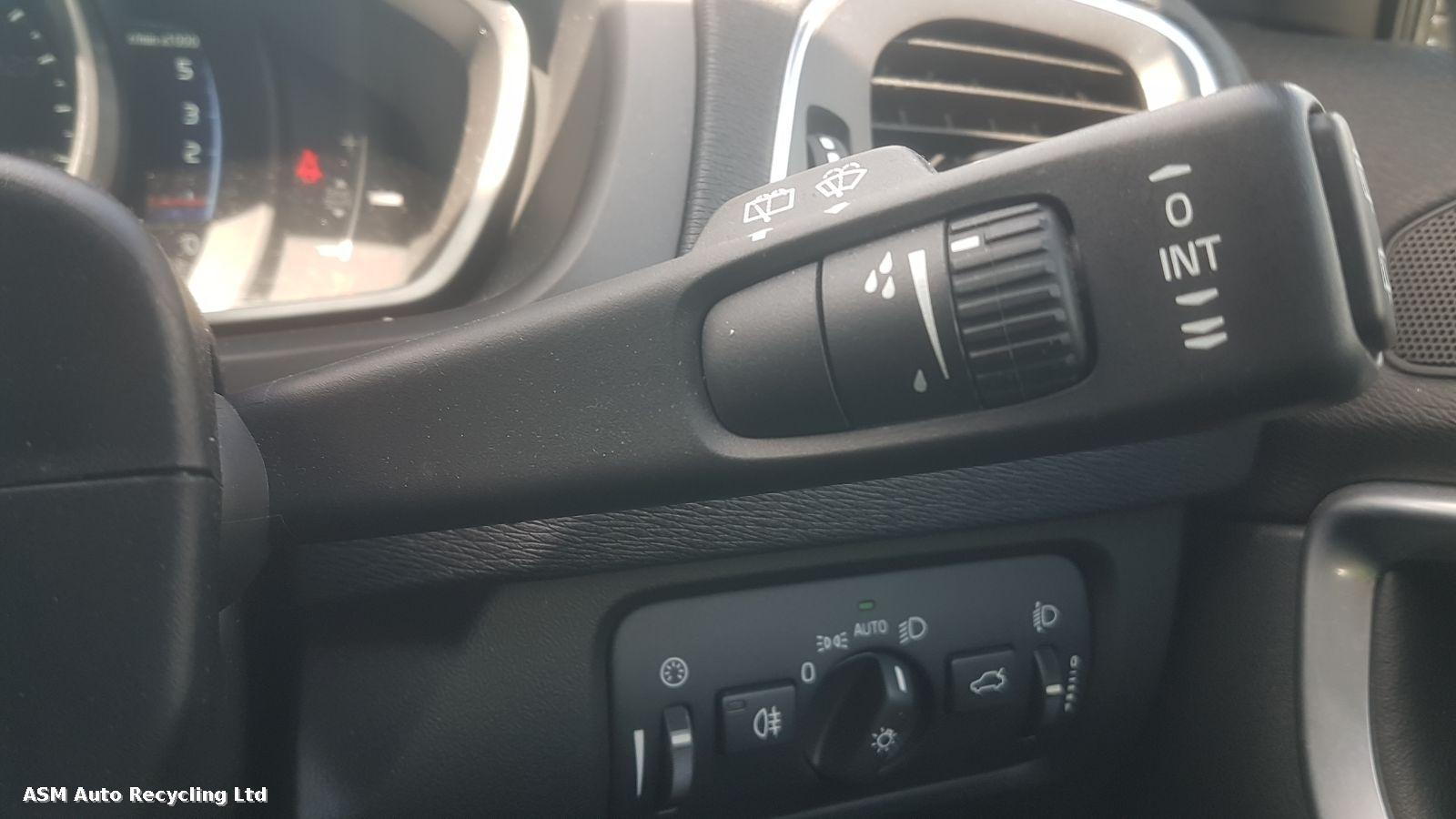 View Auto part Combination Switch Volvo V40 2014