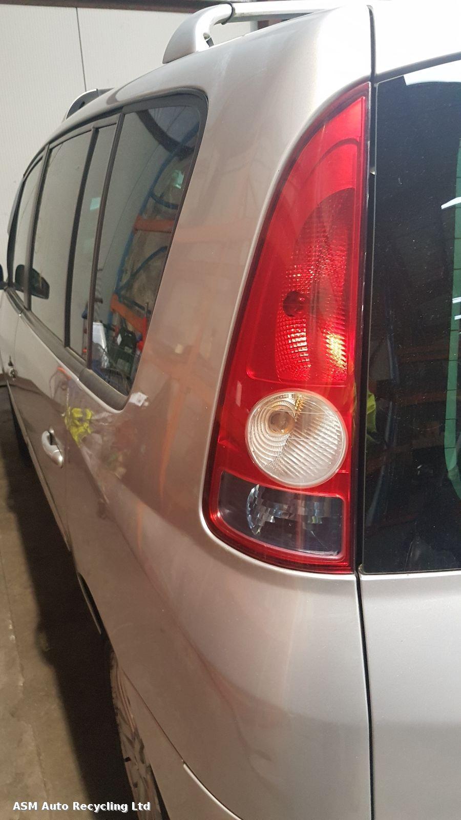 View Auto part L Taillight Renault Espace 2006