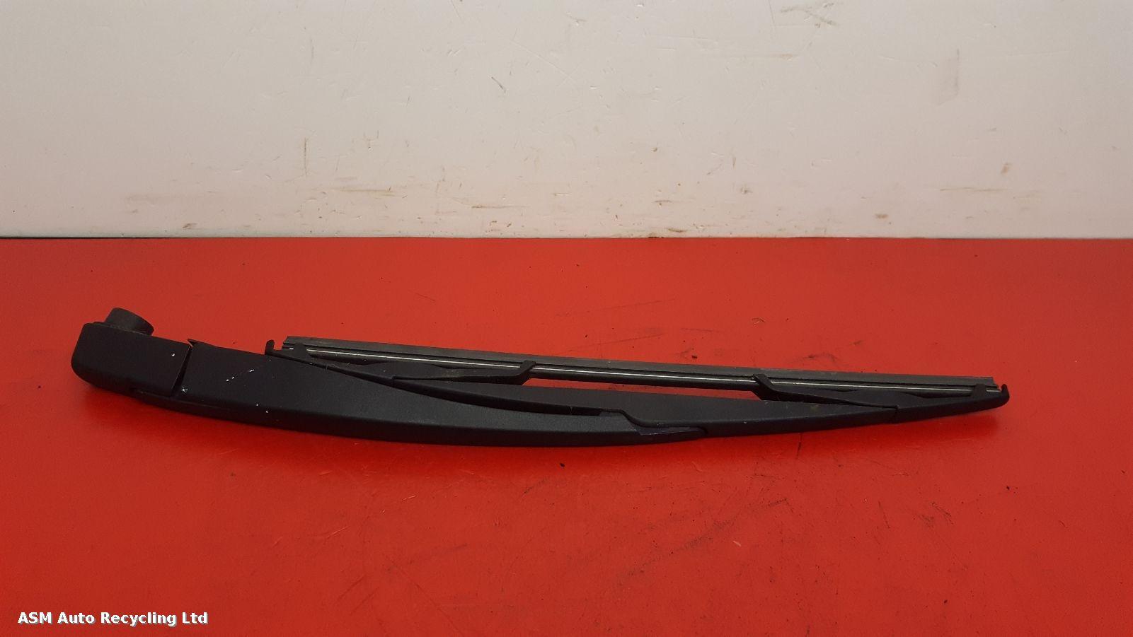 View Auto part Wiper Arm Peugeot 208(dup) 2016