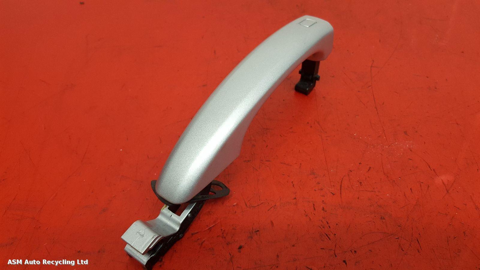 View Auto part Door Handle Audi A4 2010