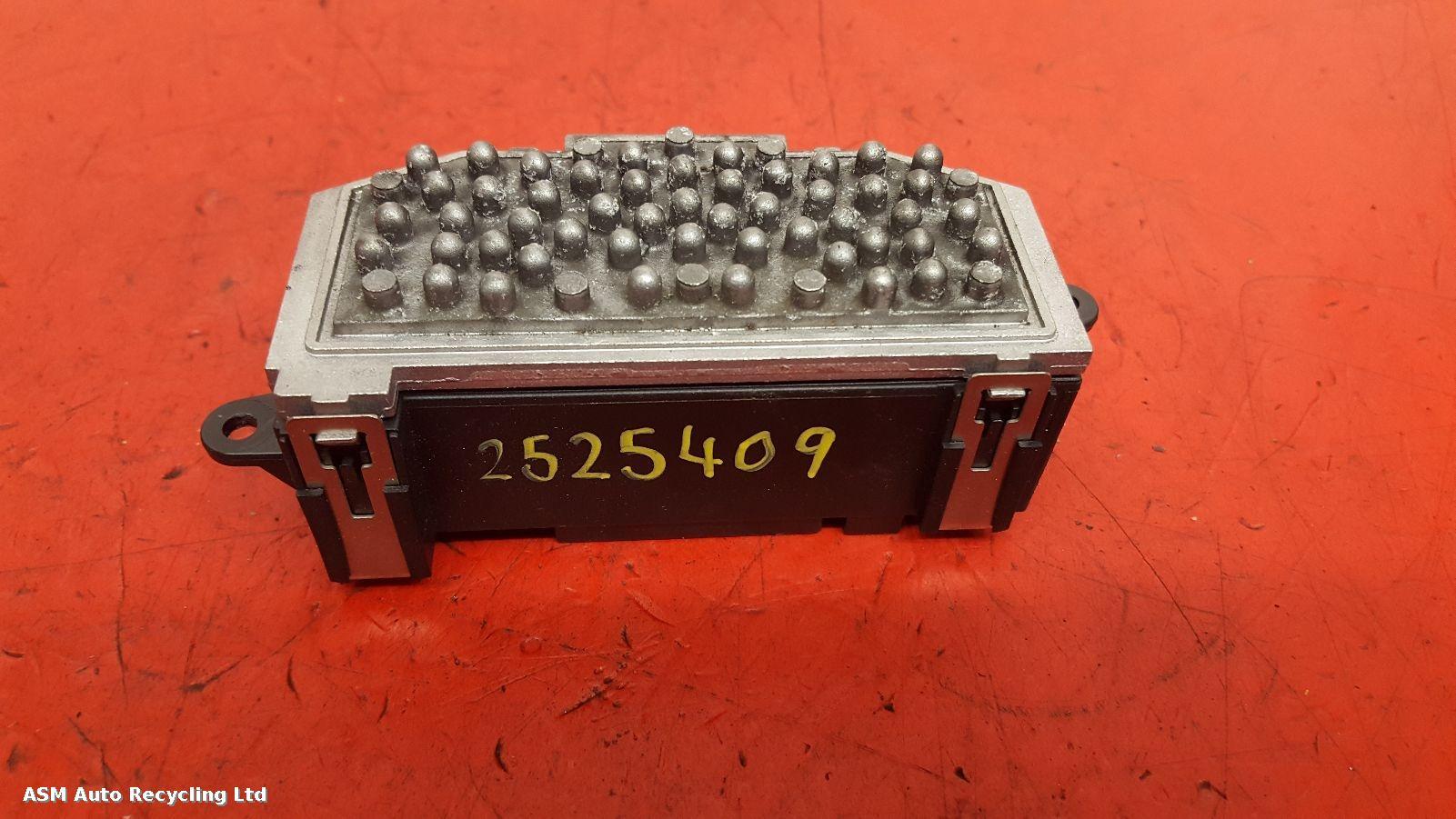View Auto part Heater/AC Controller Audi A3 2010