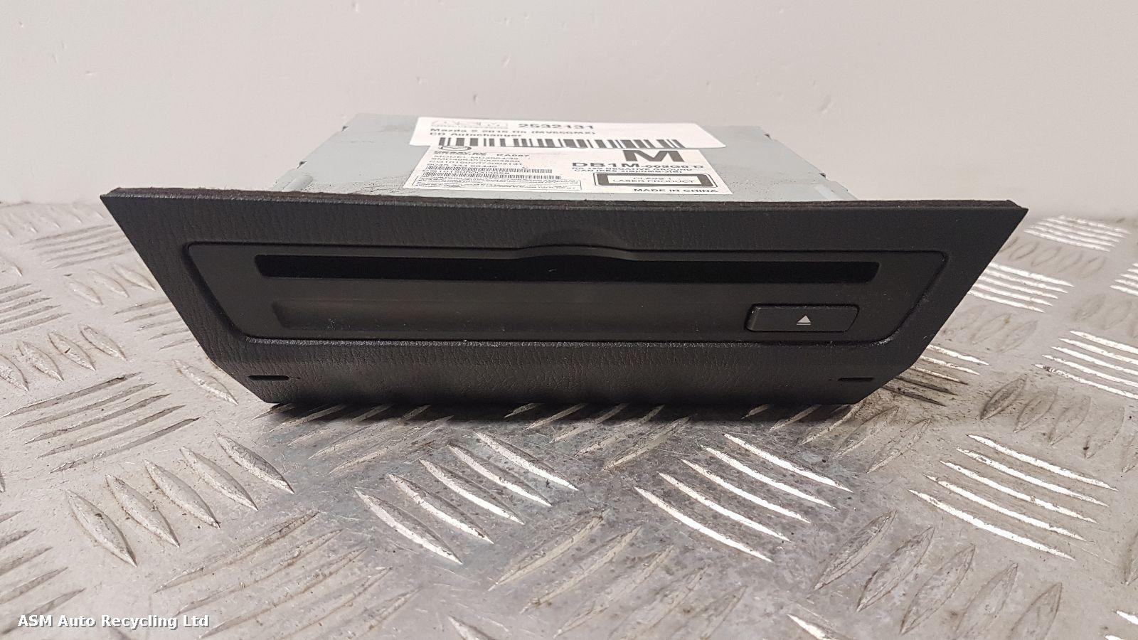 View Auto part CD Changer Mazda 2  2015
