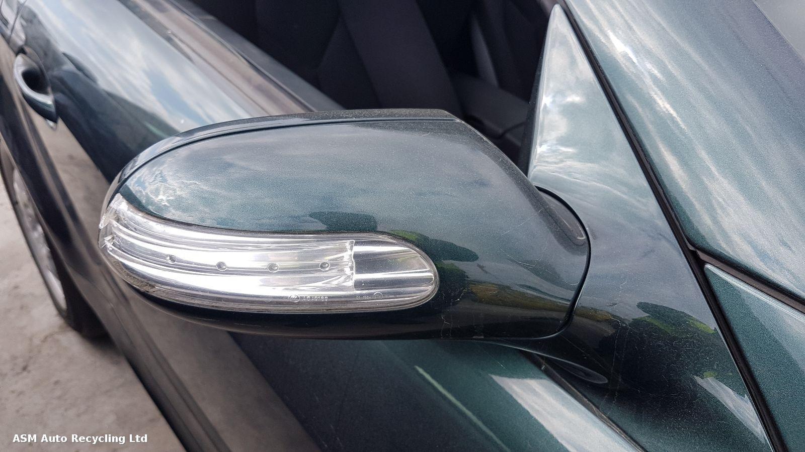 View Auto part R Door Mirror Mercedes Slk 2007