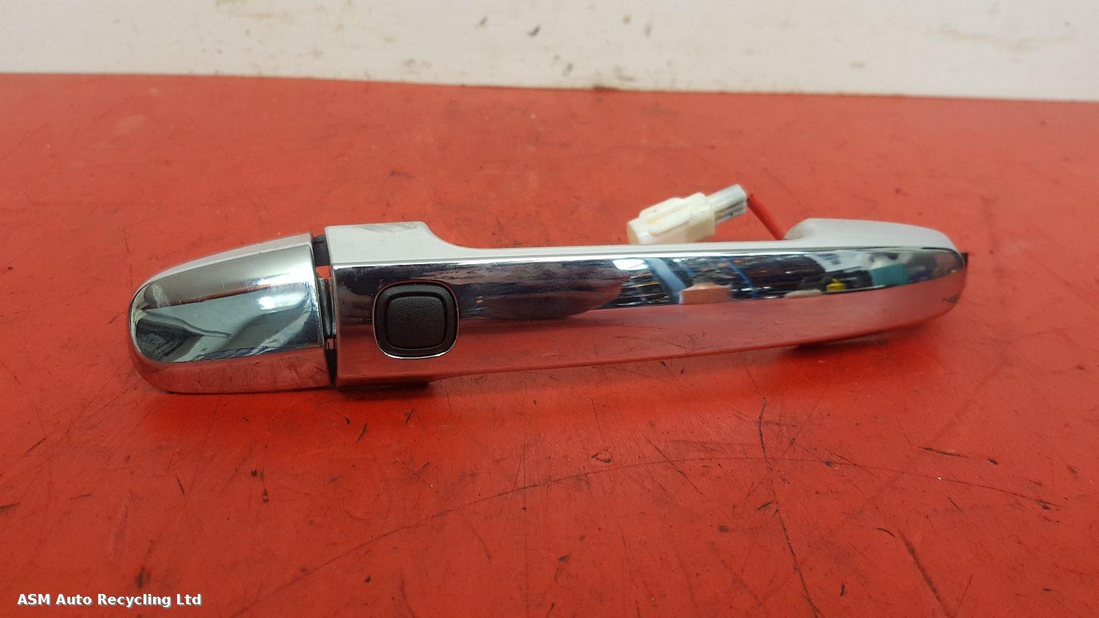 View Auto part Door Handle Peugeot 108 2015