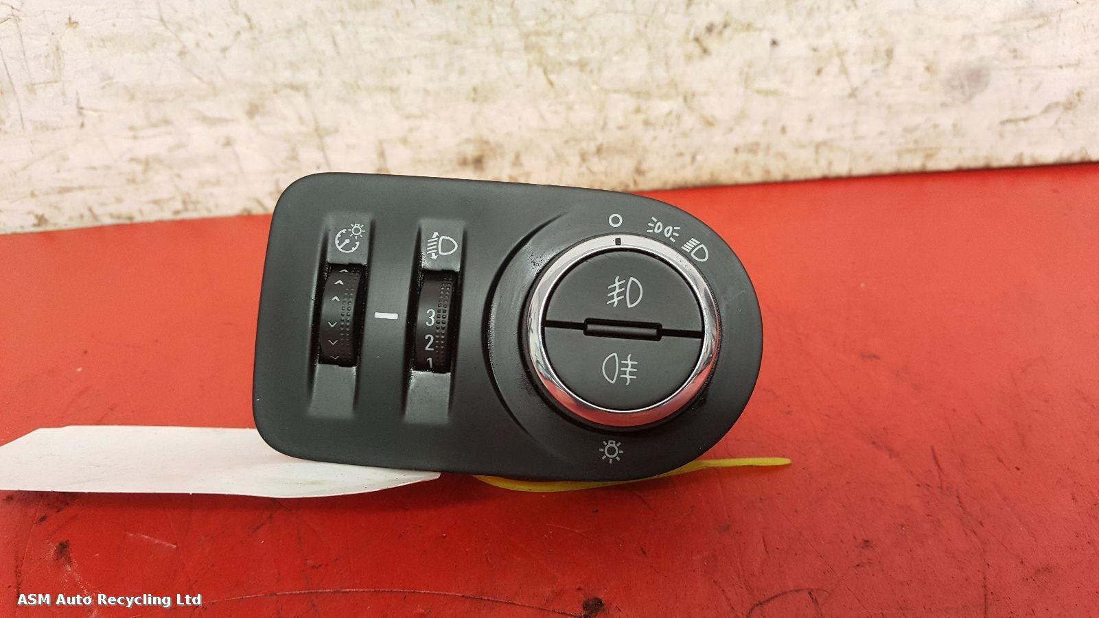 View Auto part Headlight Switch Vauxhall Corsa 2016