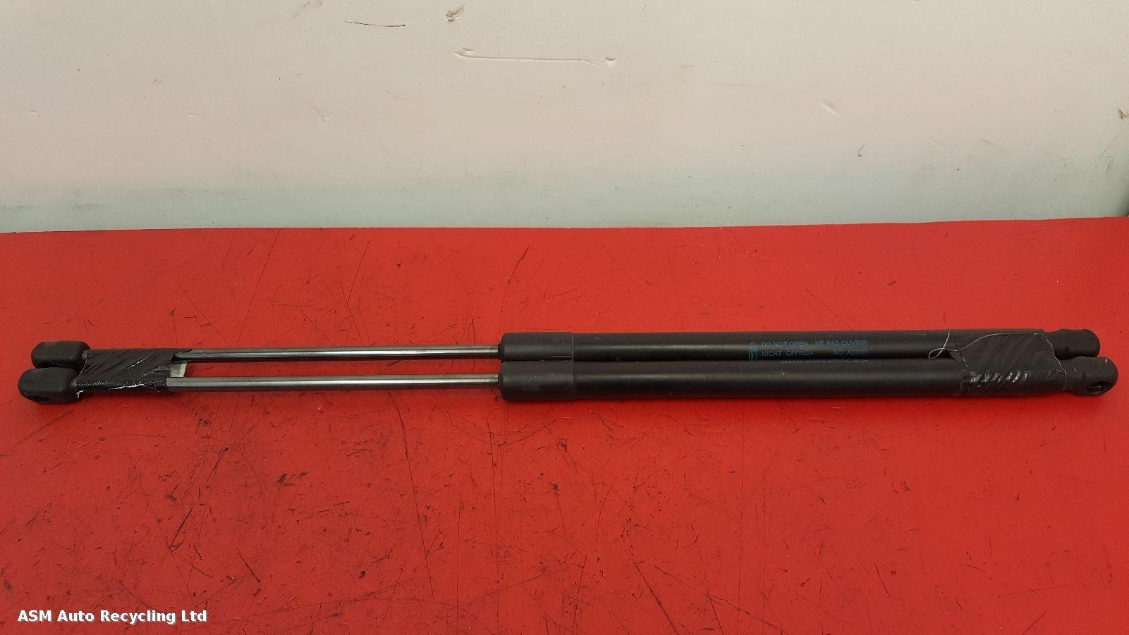 View Auto part Hatch Strut/Shock Ford Fiesta 2015