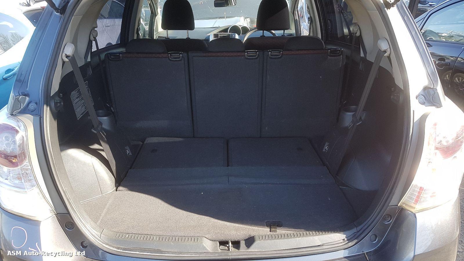Toyota Verso 2010 5 Door Mpv Breaking View Auto part Toyota Verso 2010 5 Door Mpv Breaking