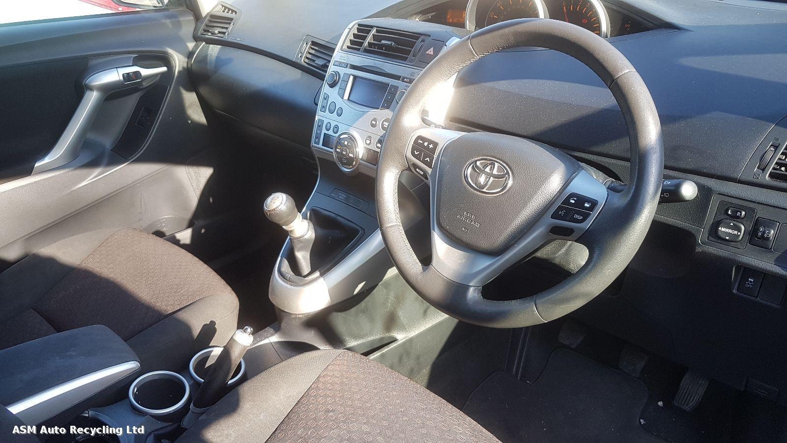 Toyota Verso 2010 5 Door Mpv Breaking View Auto part Toyota Verso 2010 5 Door Mpv Breaking