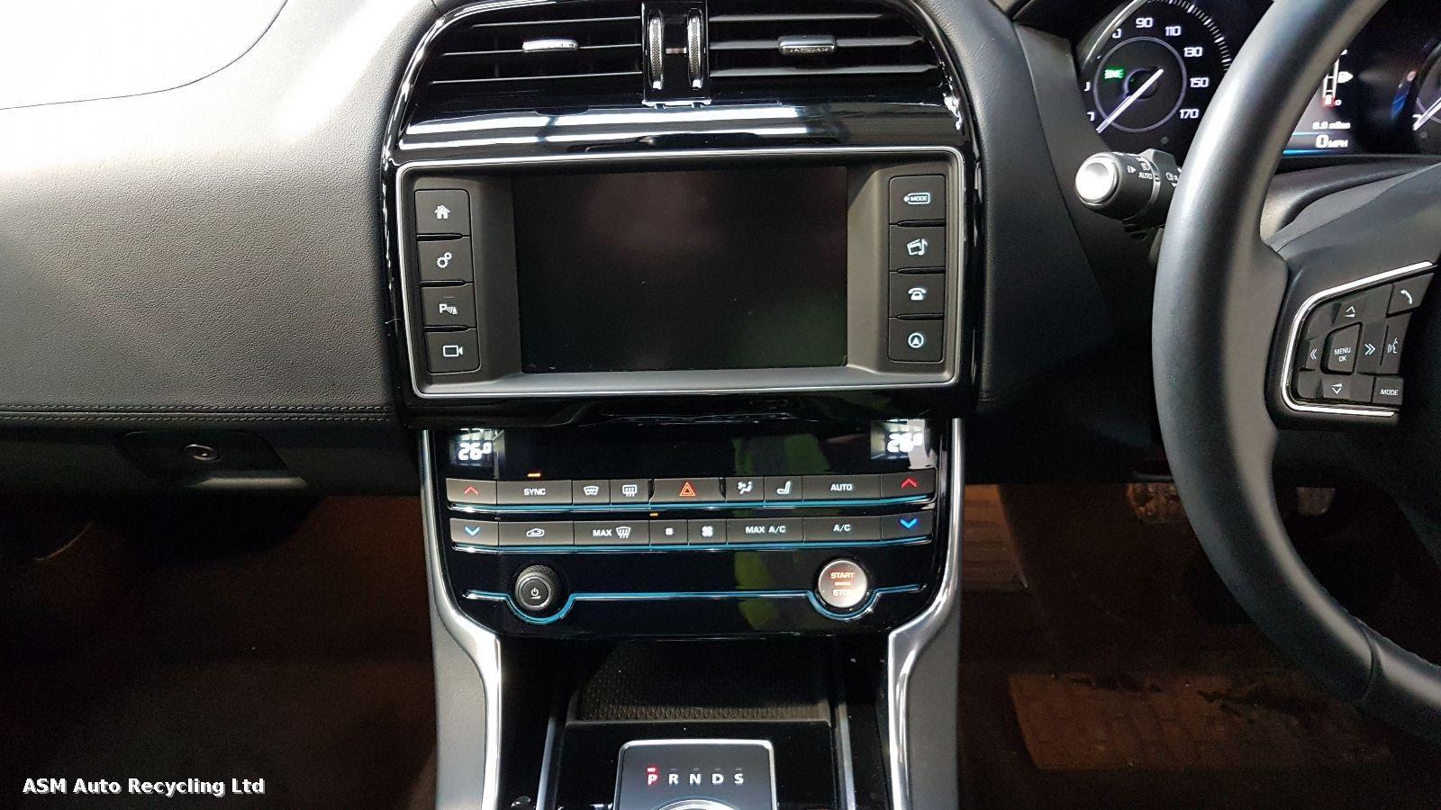 Jaguar Xe 2015 4 Door Saloon Breaking View Auto part Jaguar Xe 2015 4 Door Saloon Breaking