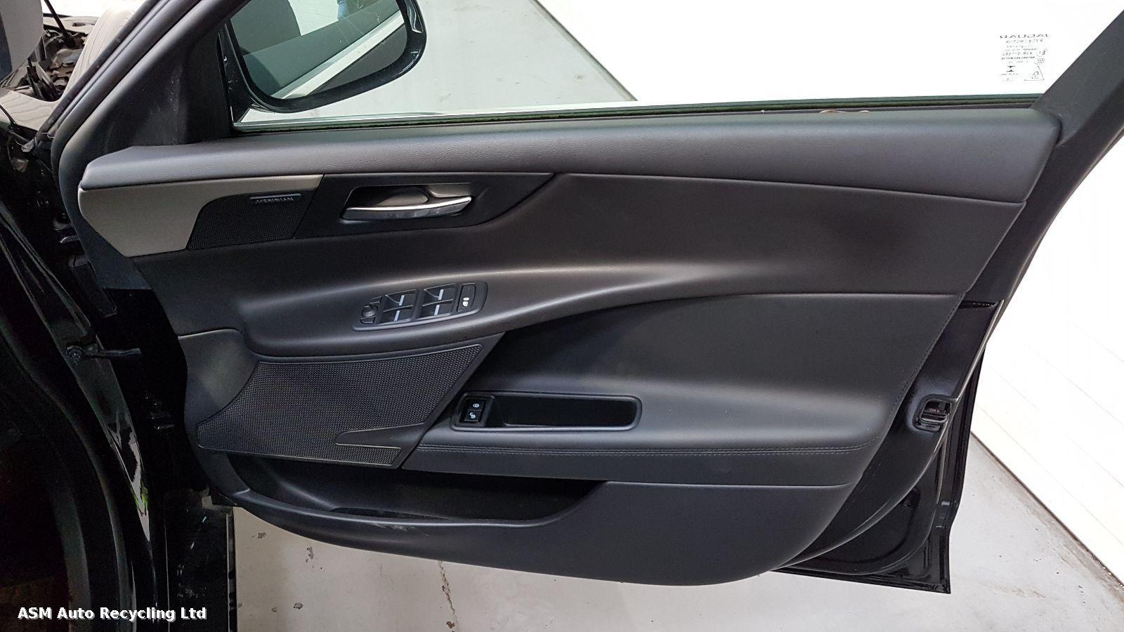 Jaguar Xe 2015 4 Door Saloon Breaking View Auto part Jaguar Xe 2015 4 Door Saloon Breaking