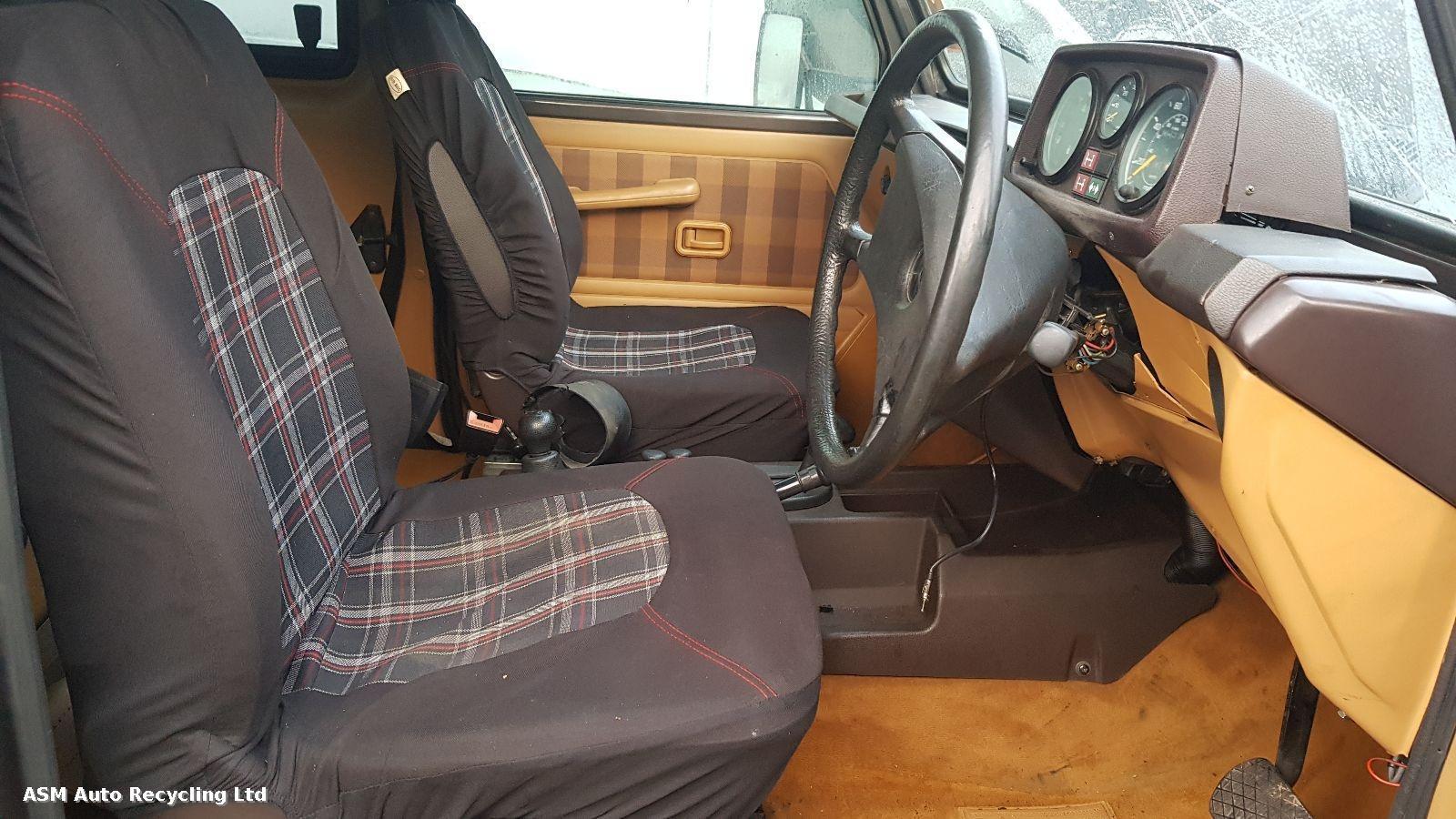 Mercedes G Range 1988 3 Door Estate Breaking View Auto part Mercedes G Range 1988 3 Door Estate Breaking