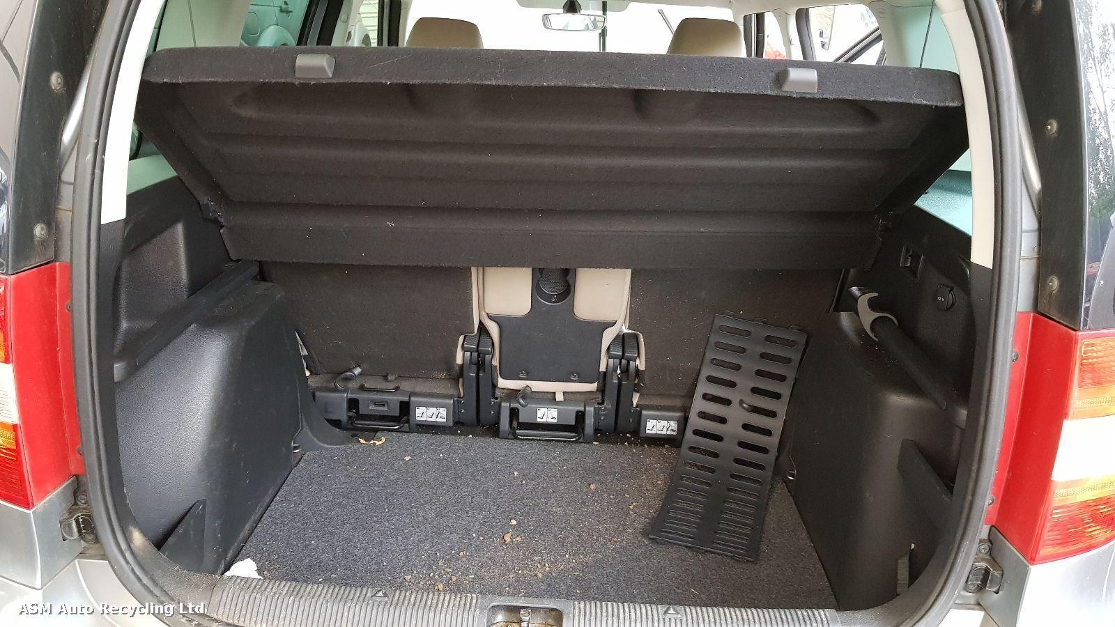Skoda Yeti 2017 5 Door Hatchback Breaking View Auto part Skoda Yeti 2017 5 Door Hatchback Breaking