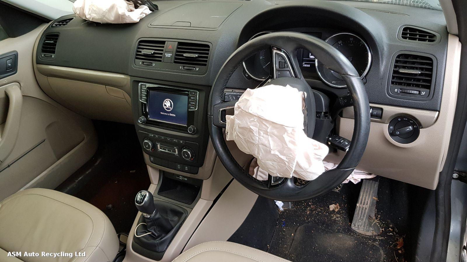 Skoda Yeti 2017 5 Door Hatchback Breaking View Auto part Skoda Yeti 2017 5 Door Hatchback Breaking