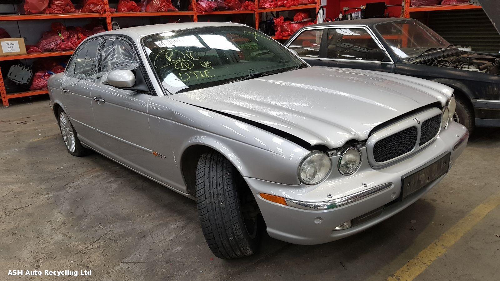 Image for a Jaguar Xj 2005 4 Door Saloon Breaking