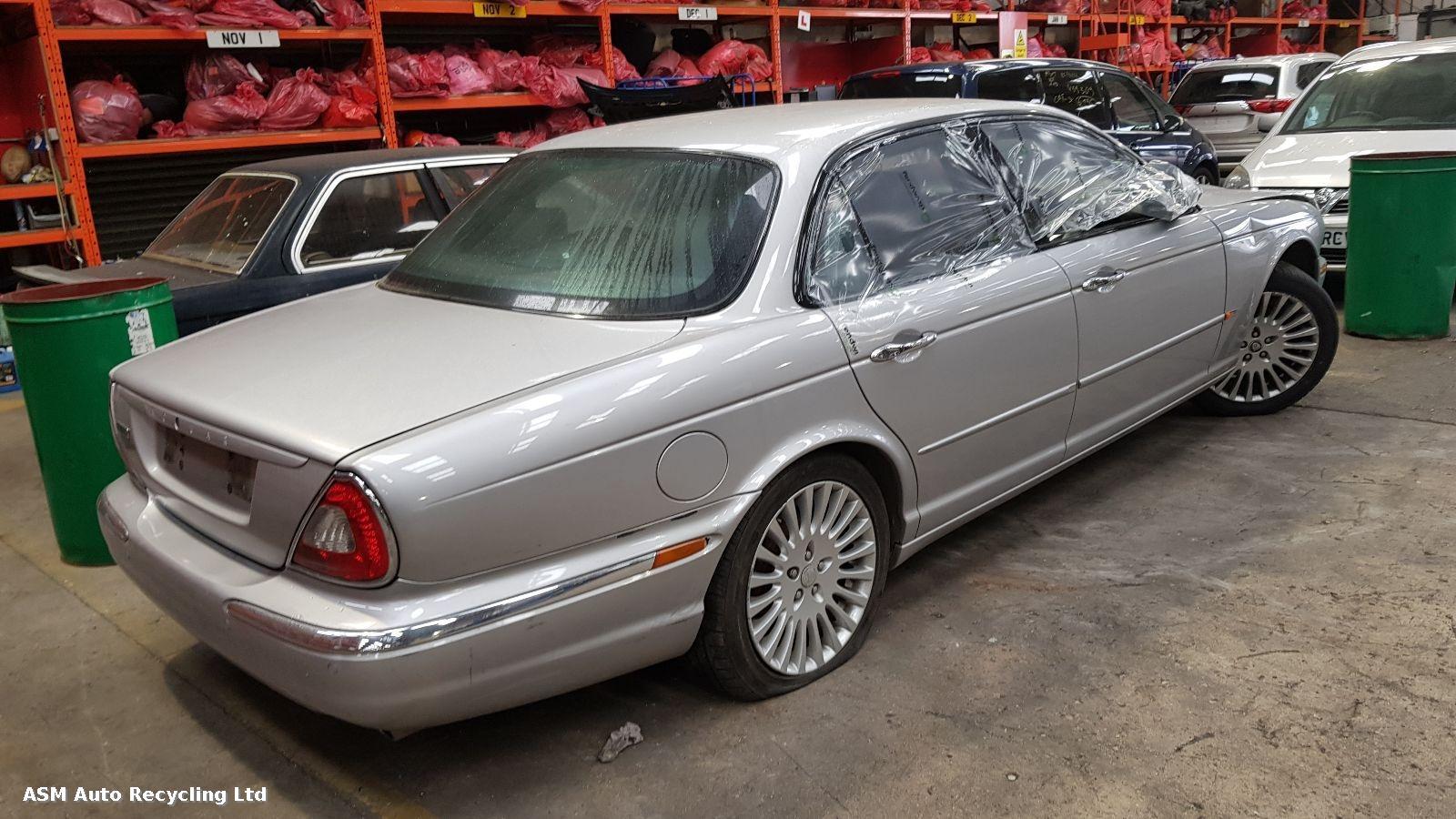 Jaguar Xj 2005 4 Door Saloon Breaking View Auto part Jaguar Xj 2005 4 Door Saloon Breaking