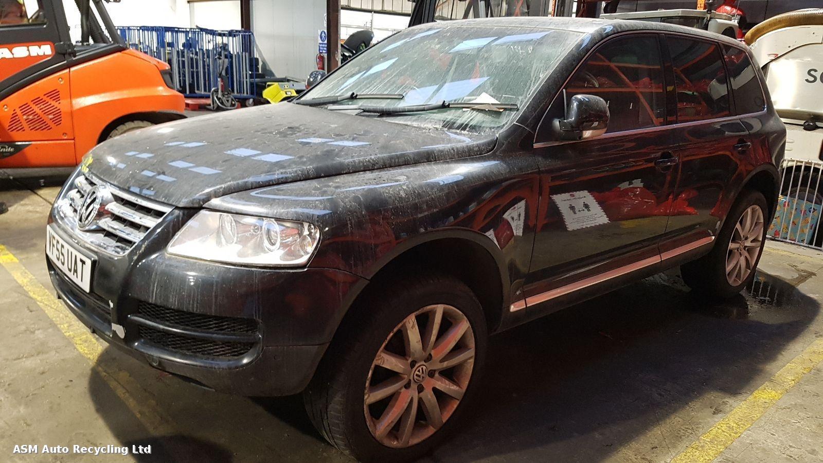 Volkswagen Touareg 2006 5 Door Estate Breaking View Auto part Volkswagen Touareg 2006 5 Door Estate Breaking