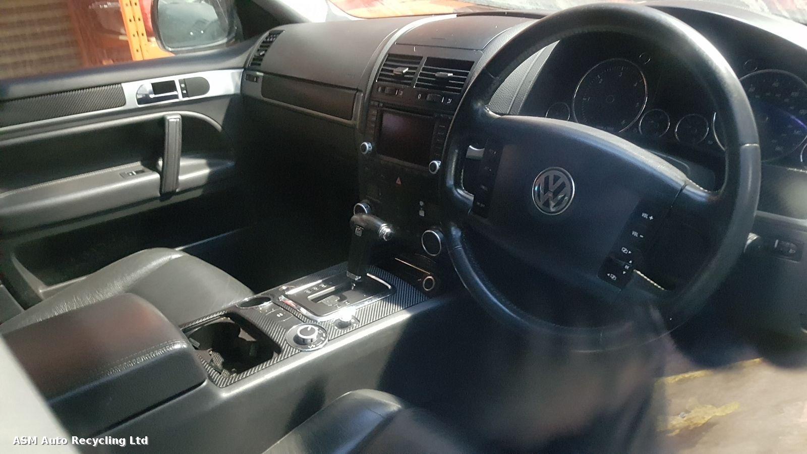 Volkswagen Touareg 2006 5 Door Estate Breaking View Auto part Volkswagen Touareg 2006 5 Door Estate Breaking