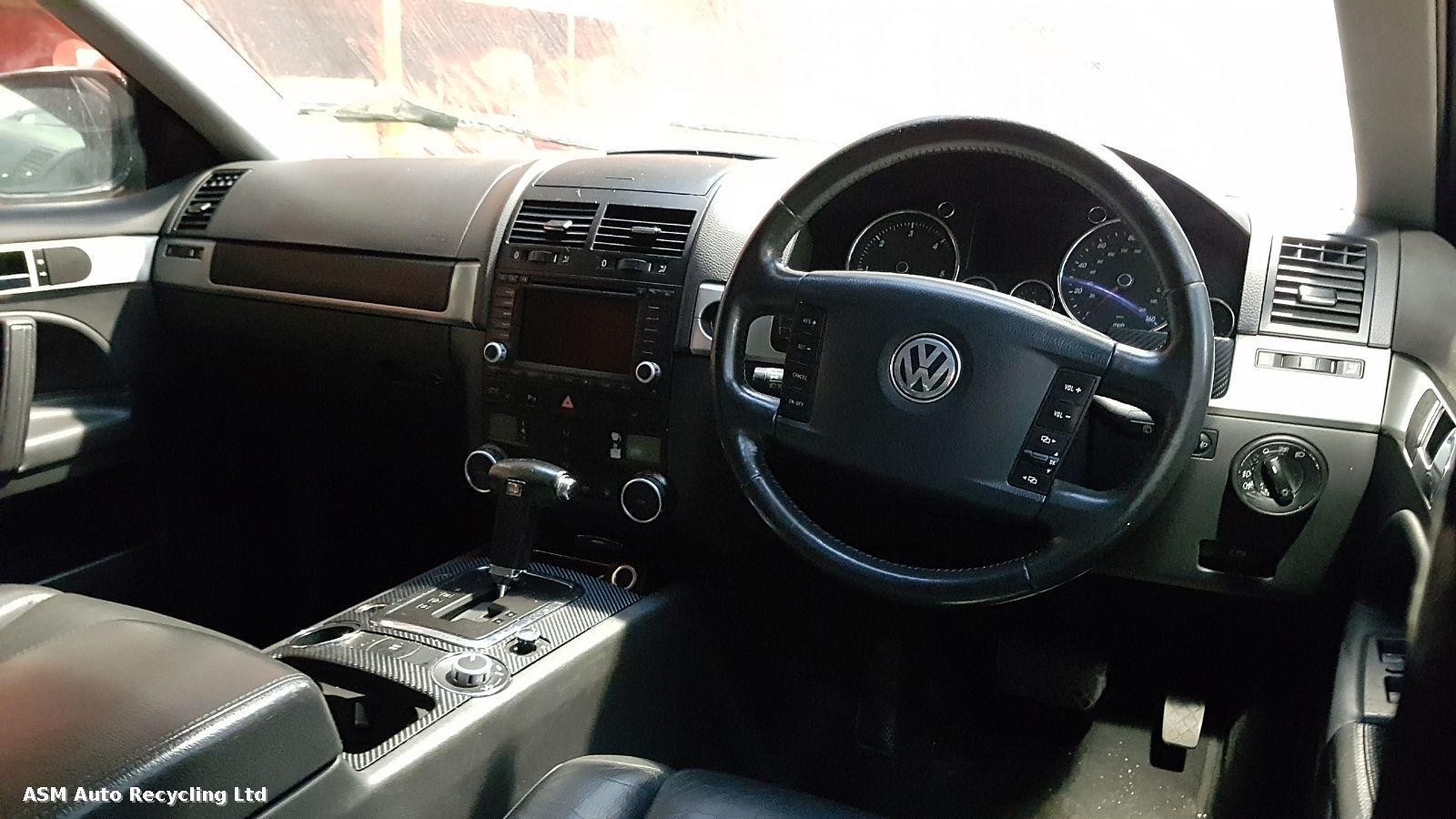 Volkswagen Touareg 2006 5 Door Estate Breaking View Auto part Volkswagen Touareg 2006 5 Door Estate Breaking