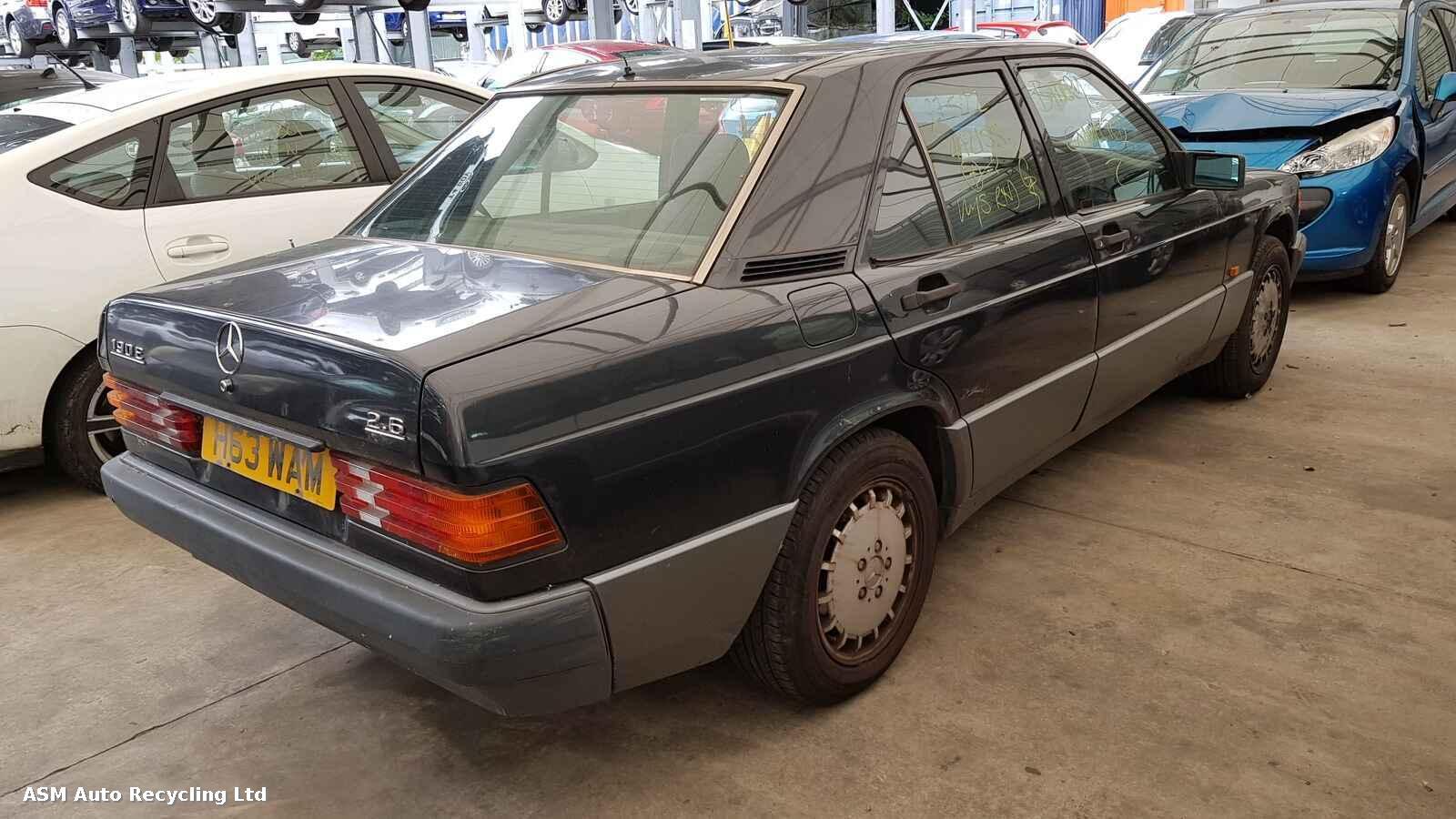 View Auto part Mercedes 190 (201 Series) 1990 4 Door Saloon Breaking