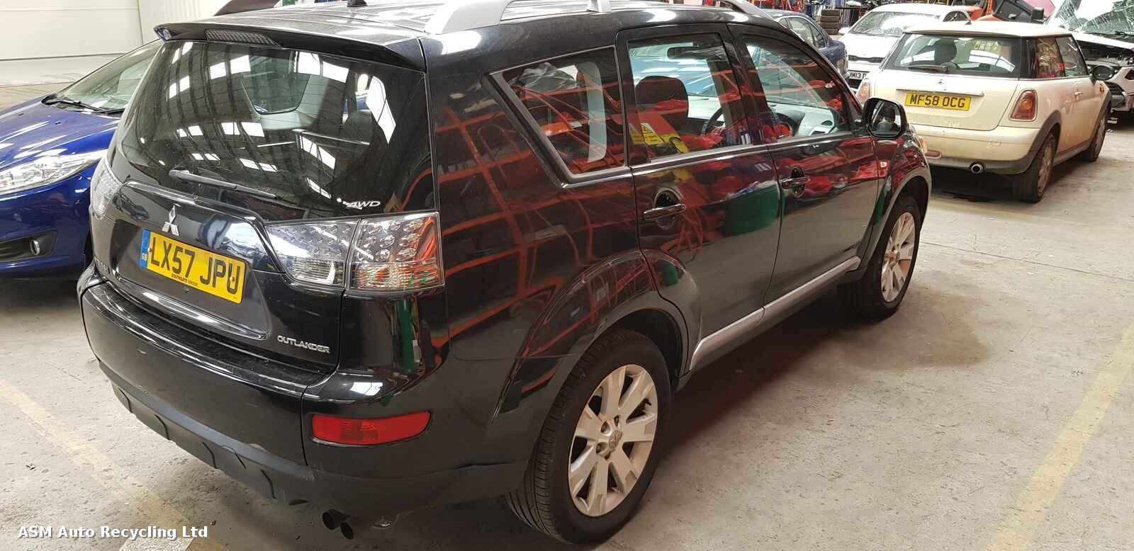 Mitsubishi Outlander 2007 5 Door Estate Breaking View Auto part Mitsubishi Outlander 2007 5 Door Estate Breaking