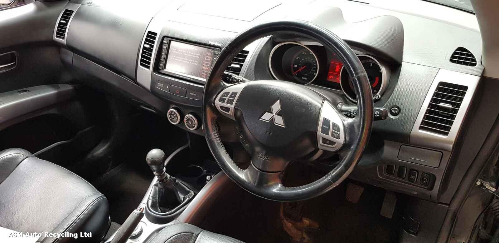 Mitsubishi Outlander 2007 5 Door Estate Breaking View Auto part Mitsubishi Outlander 2007 5 Door Estate Breaking