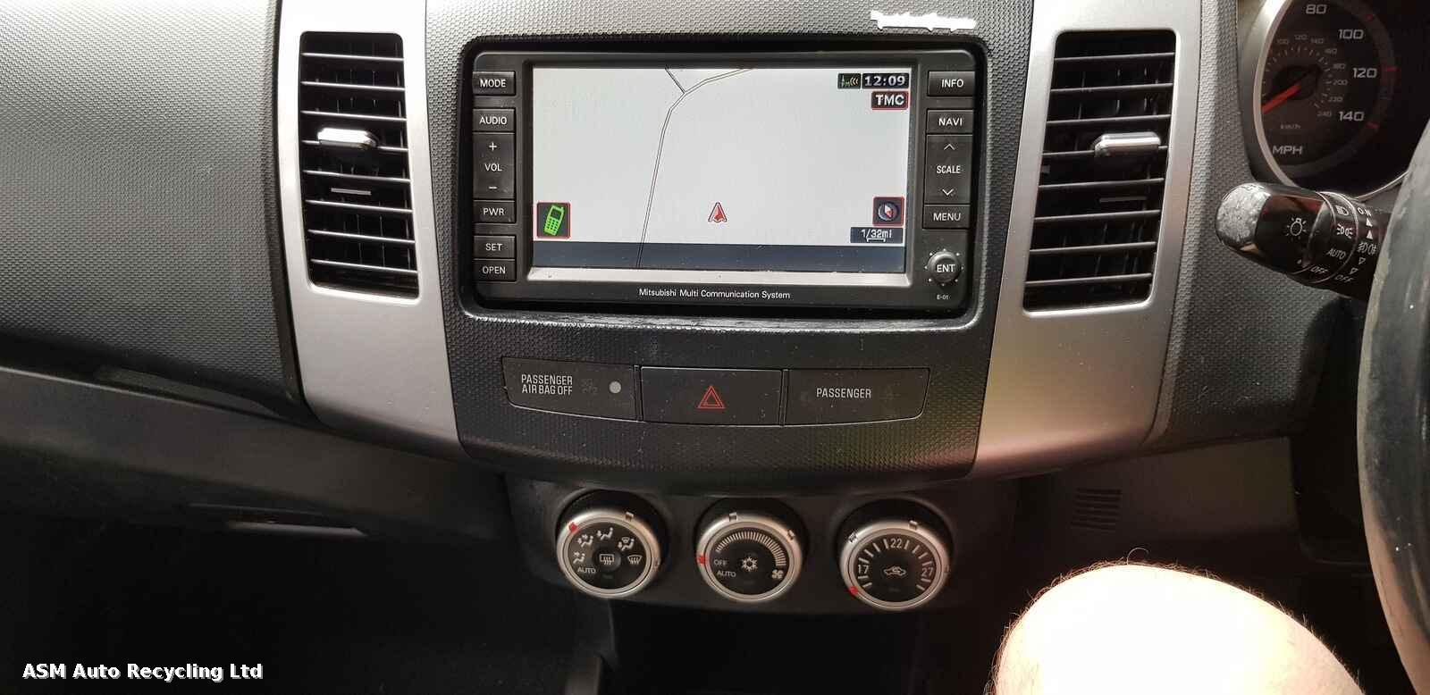 Mitsubishi Outlander 2007 5 Door Estate Breaking View Auto part Mitsubishi Outlander 2007 5 Door Estate Breaking