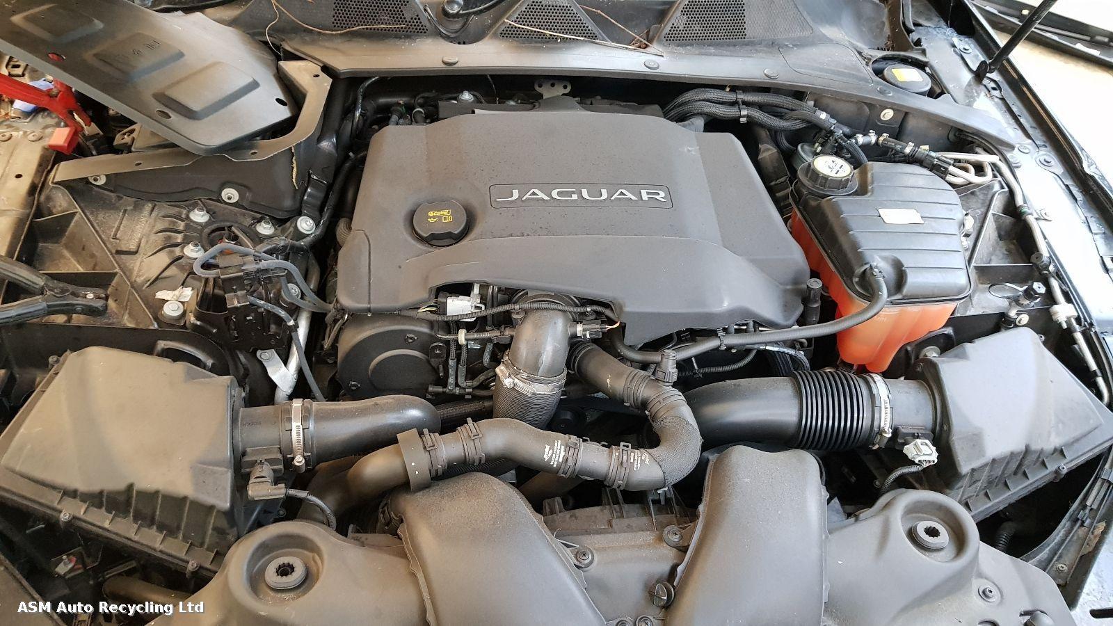 Jaguar Xj 2016 4 Door Saloon Breaking View Auto part Jaguar Xj 2016 4 Door Saloon Breaking