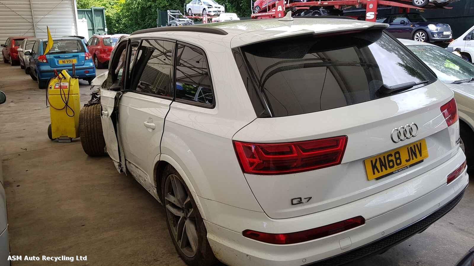 Audi Q7 2018 5 Door Estate Breaking View Auto part Audi Q7 2018 5 Door Estate Breaking