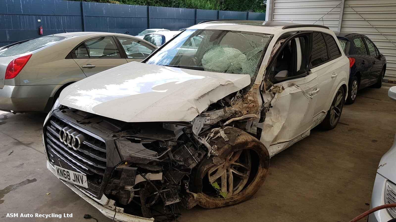 Audi Q7 2018 5 Door Estate Breaking View Auto part Audi Q7 2018 5 Door Estate Breaking