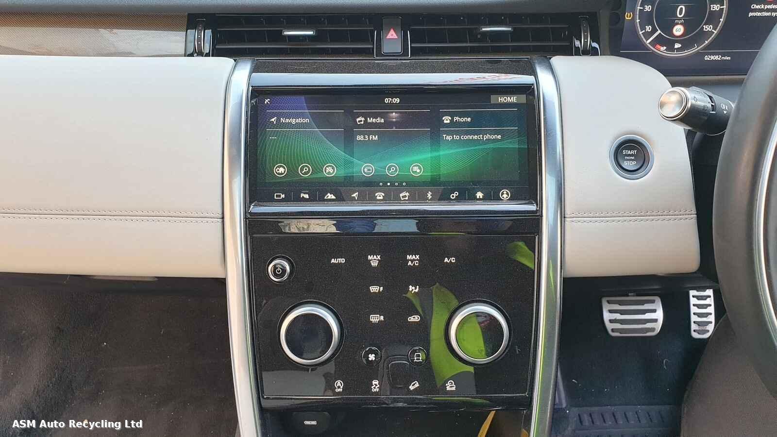 Land Rover Discovery Sport 2019 5 Door Estate Breaking View Auto part Land Rover Discovery Sport 2019 5 Door Estate Breaking
