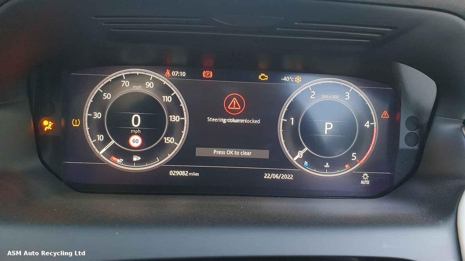 Land Rover Discovery Sport 2019 5 Door Estate Breaking View Auto part Land Rover Discovery Sport 2019 5 Door Estate Breaking