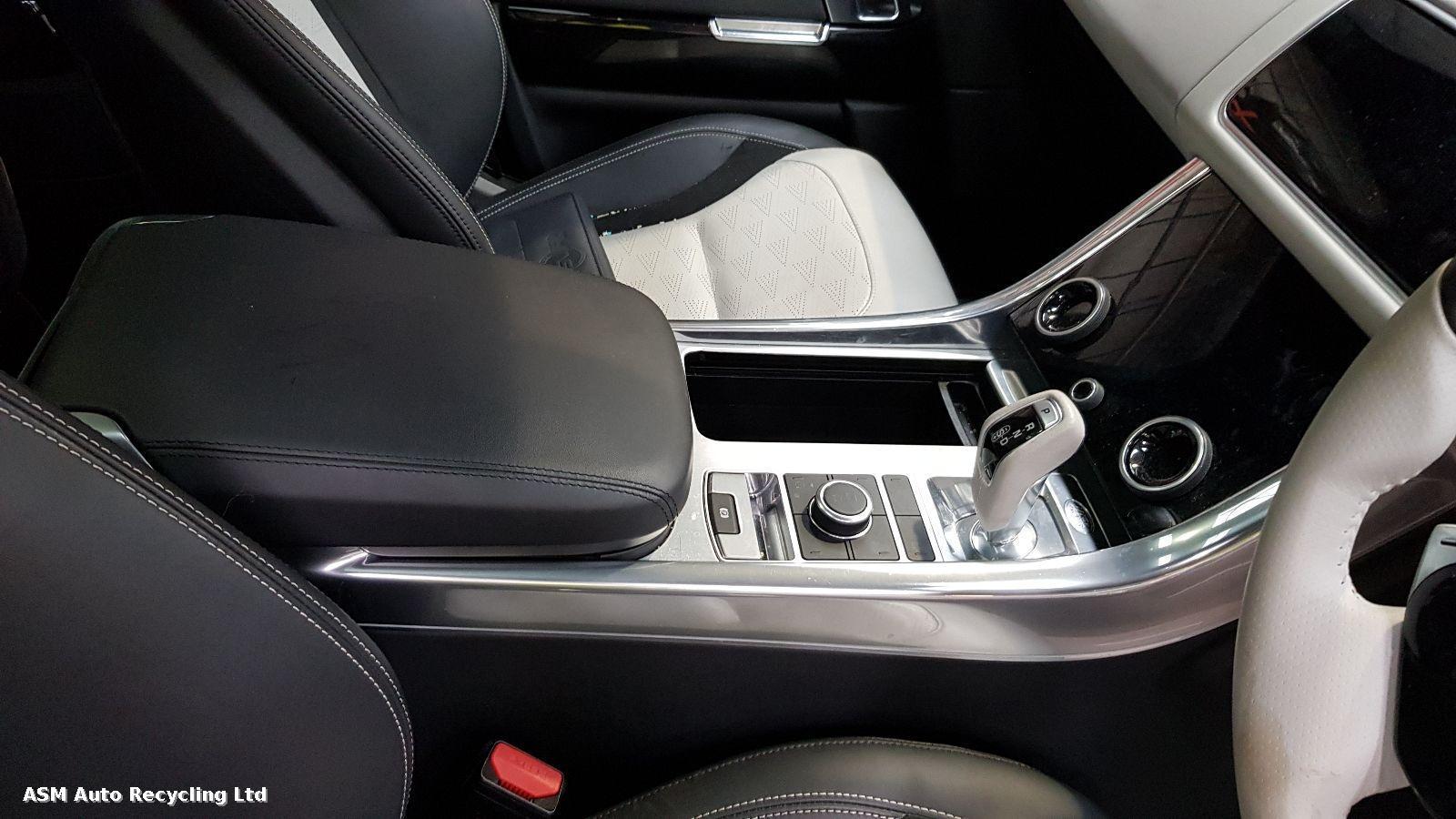 Land Rover Range Rover Sport 2020 5 Door Estate Breaking View Auto part Land Rover Range Rover Sport 2020 5 Door Estate Breaking