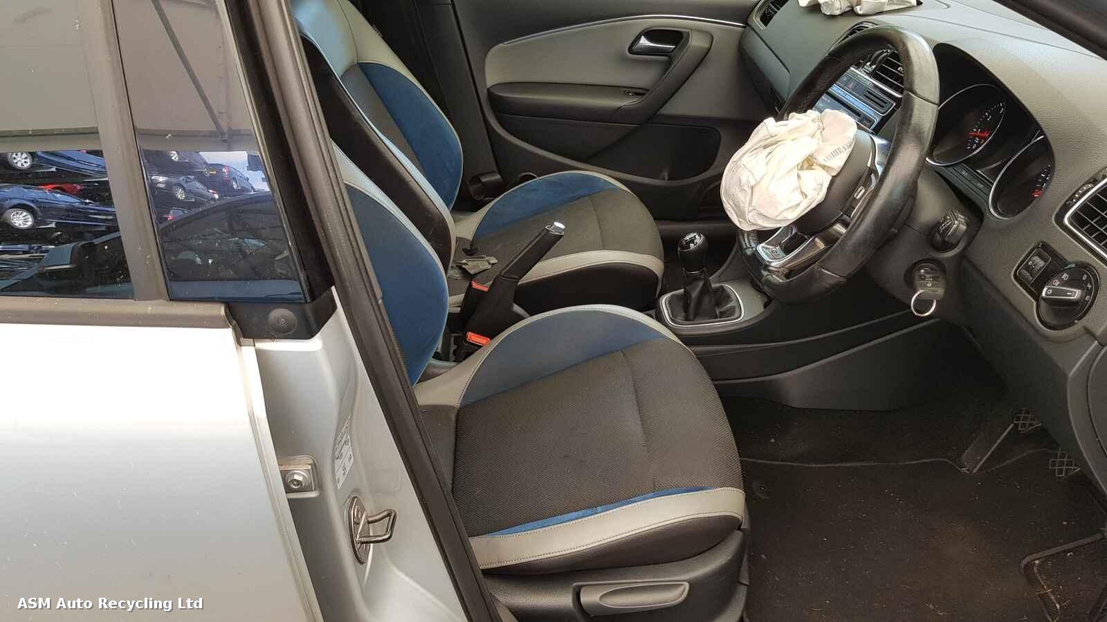 View Auto part Volkswagen Polo 2014 5 Door Hatchback Breaking