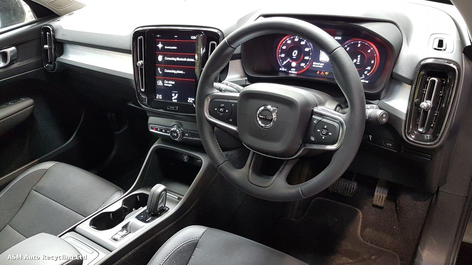 View Auto part Volvo Xc40 2020 5 Door Estate Breaking
