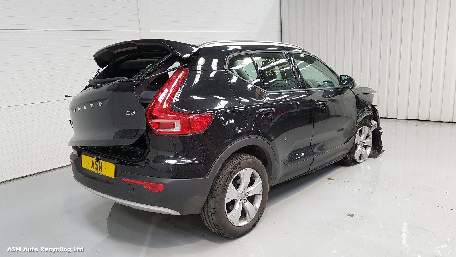 View Auto part Volvo Xc40 2020 5 Door Estate Breaking