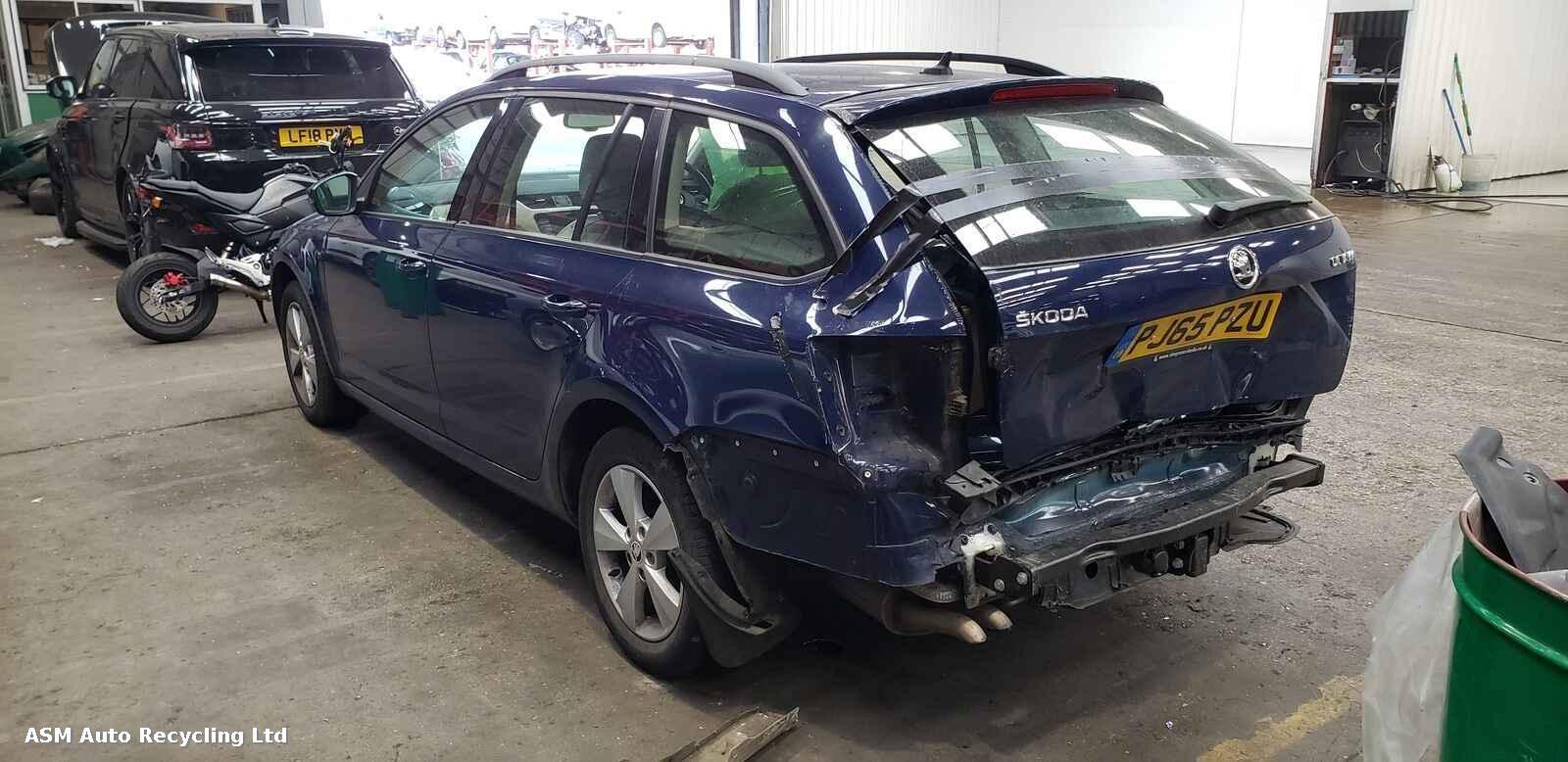 Skoda Octavia 2015 5 Door Estate Breaking View Auto part Skoda Octavia 2015 5 Door Estate Breaking