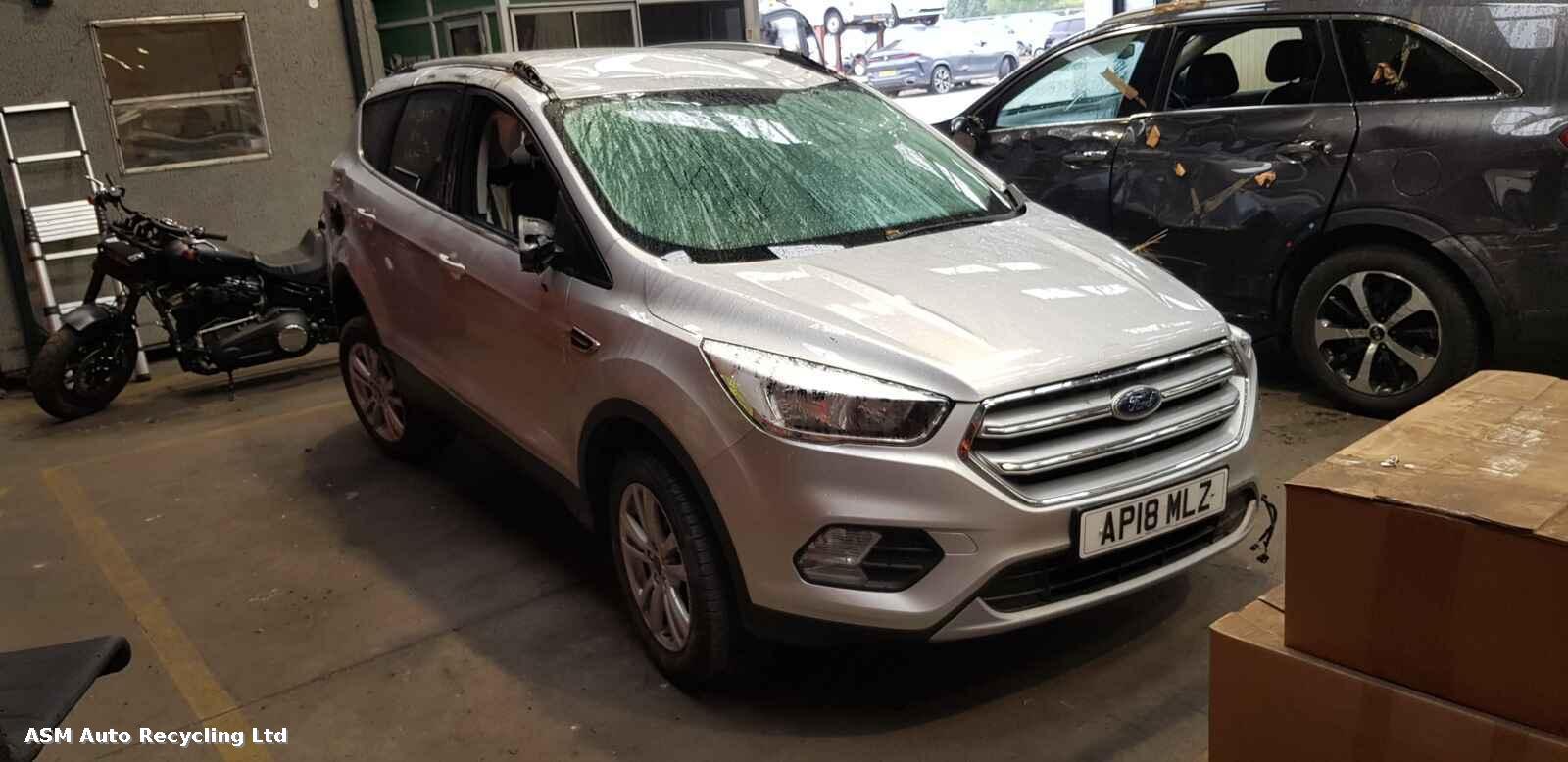 Image for a Ford Kuga 2018 5 Door Hatchback Breaking