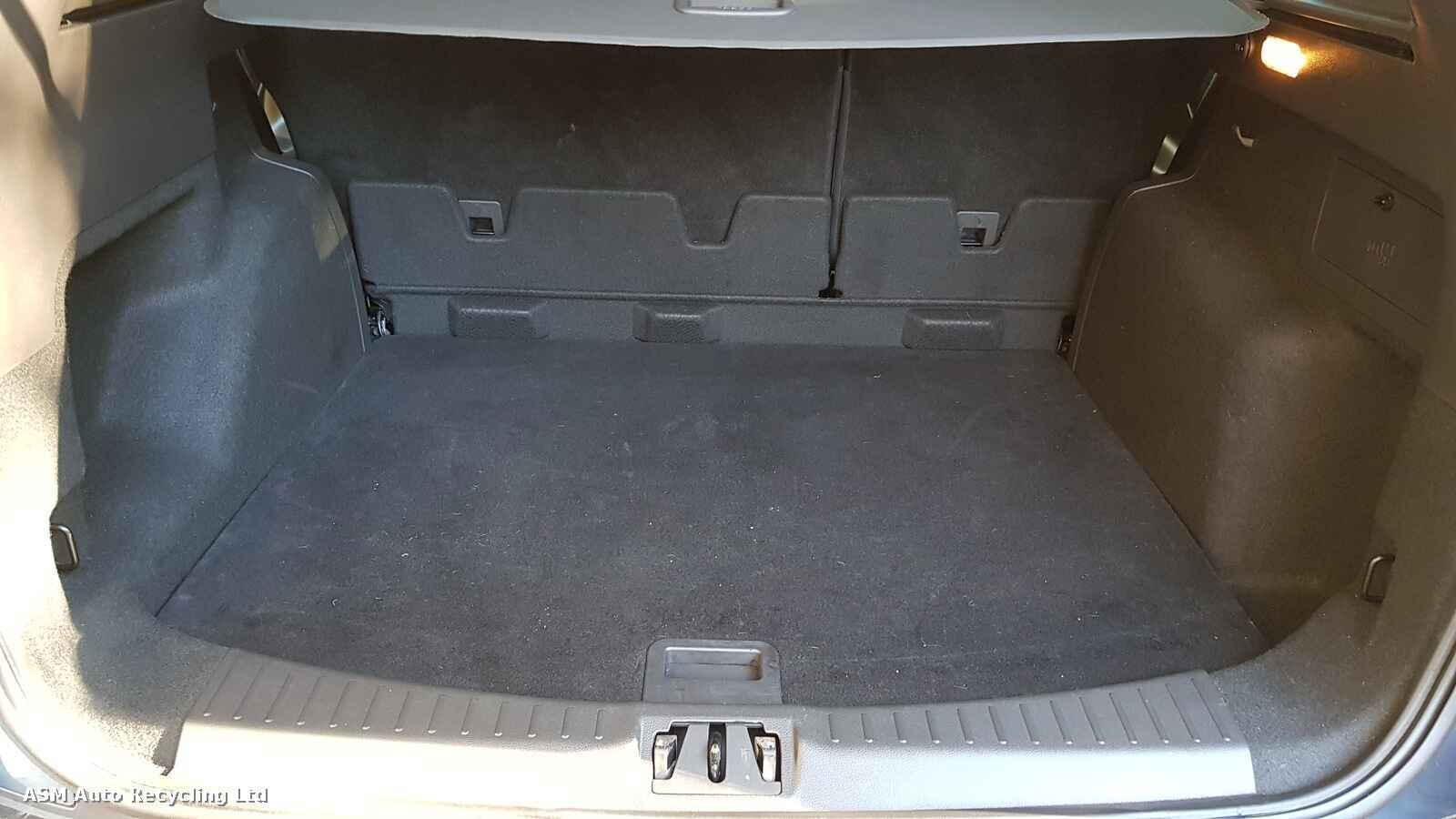 Ford Kuga 2019 5 Door Hatchback Breaking View Auto part Ford Kuga 2019 5 Door Hatchback Breaking