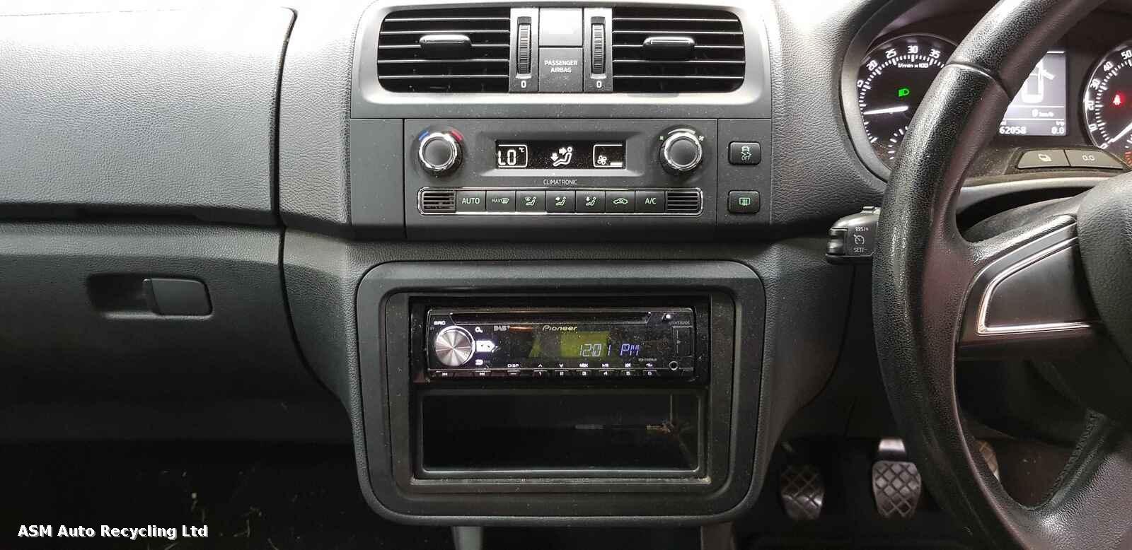 View Auto part Skoda Fabia 2013 5 Door Hatchback Breaking