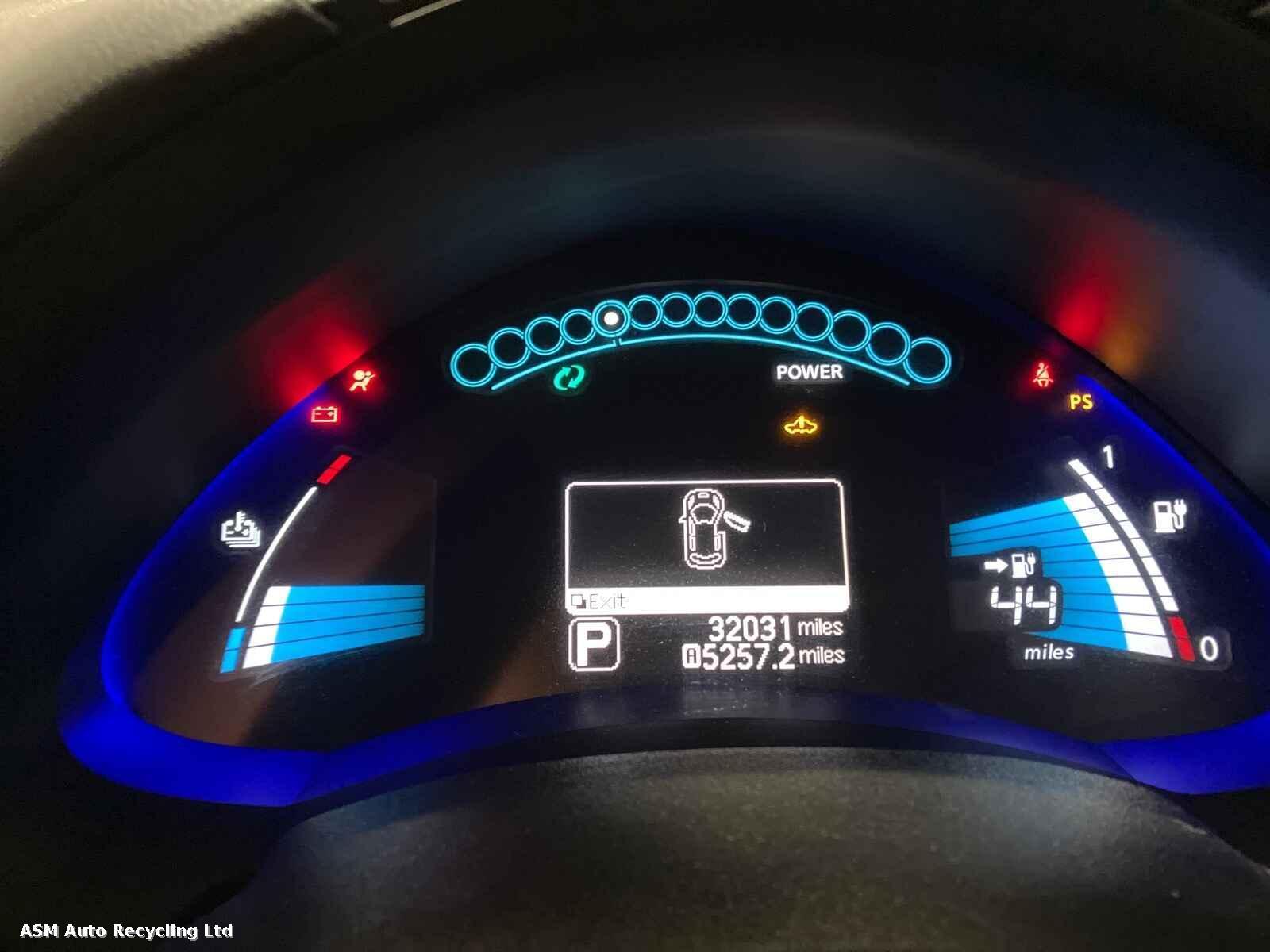 Nissan Leaf 2016 5 Door Hatchback Breaking View Auto part Nissan Leaf 2016 5 Door Hatchback Breaking