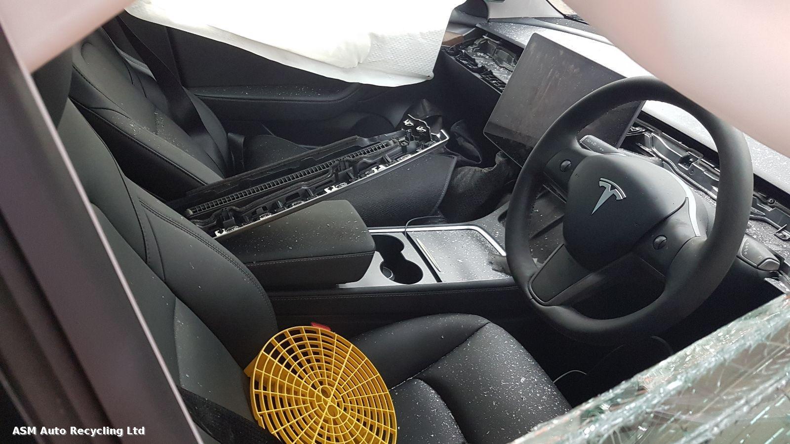 Tesla Model 3 2021 4 Door Saloon Breaking View Auto part Tesla Model 3 2021 4 Door Saloon Breaking