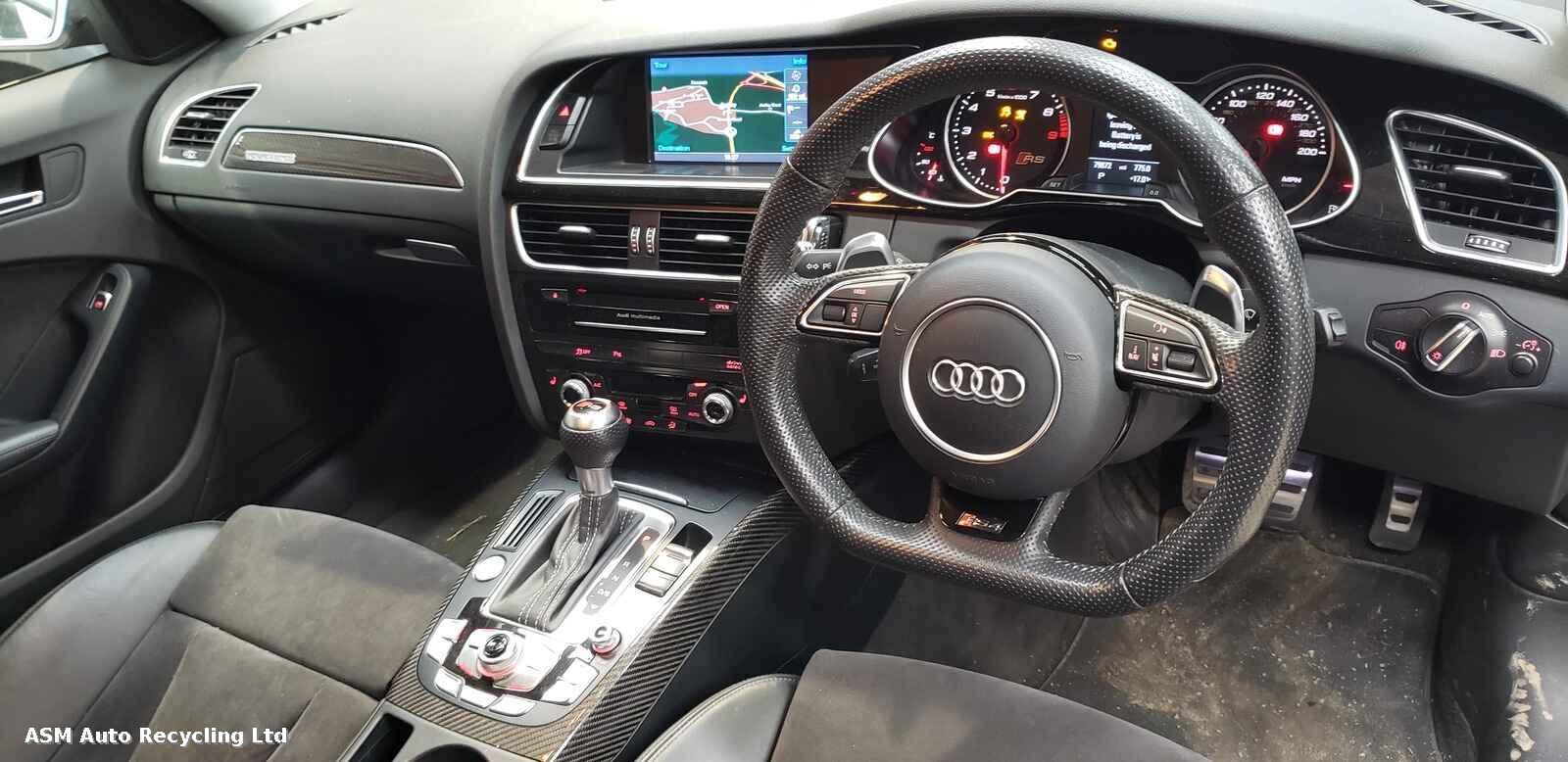 Audi A4 2014 5 Door Estate Breaking View Auto part Audi A4 2014 5 Door Estate Breaking