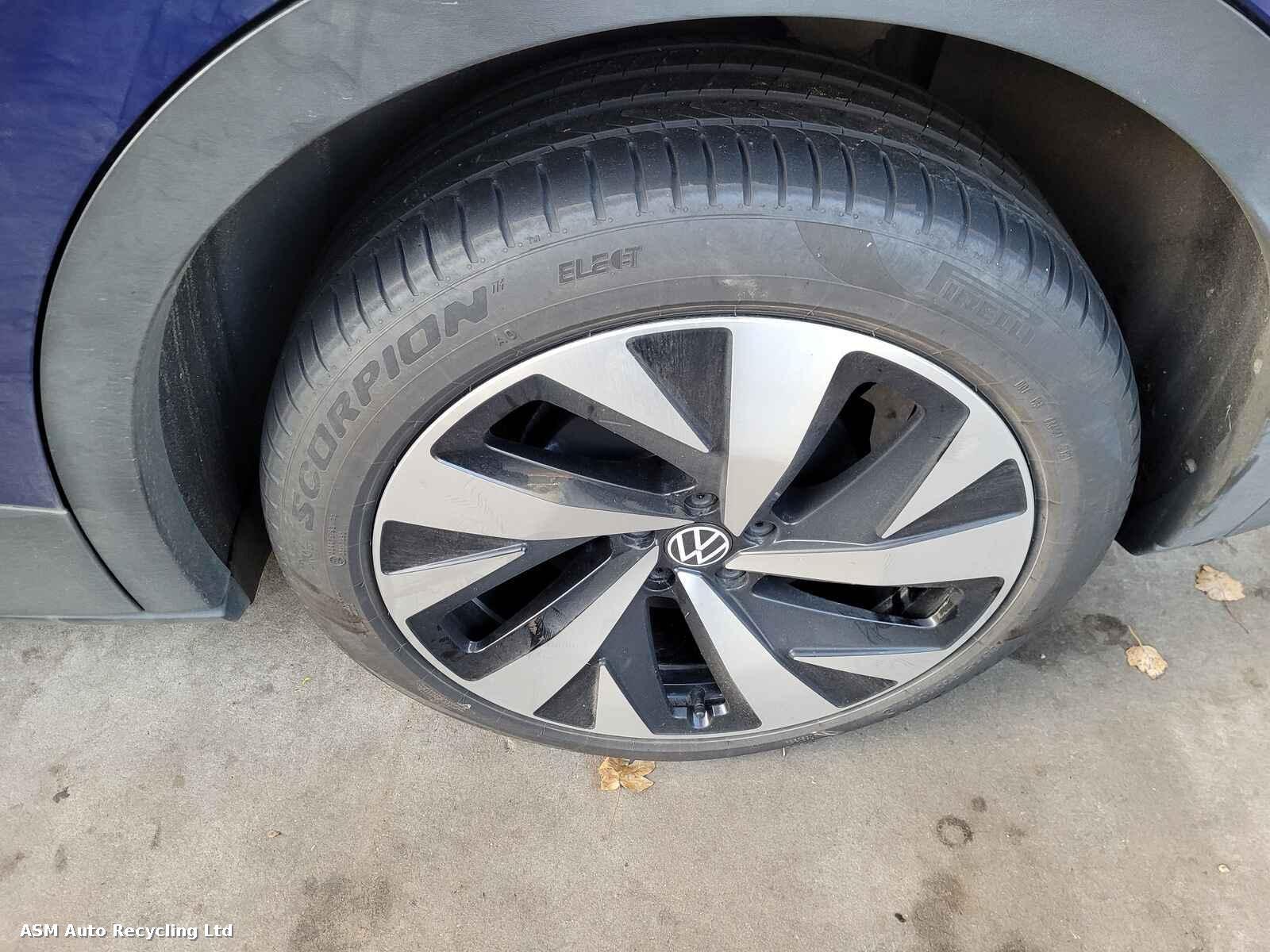 Volkswagen Id.4 2021 5 Door Estate Breaking View Auto part Volkswagen Id.4 2021 5 Door Estate Breaking